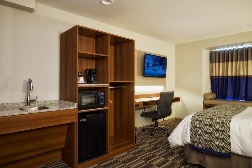 Microtel Inn & Suites Су-Сент-Марі Екстер'єр фото