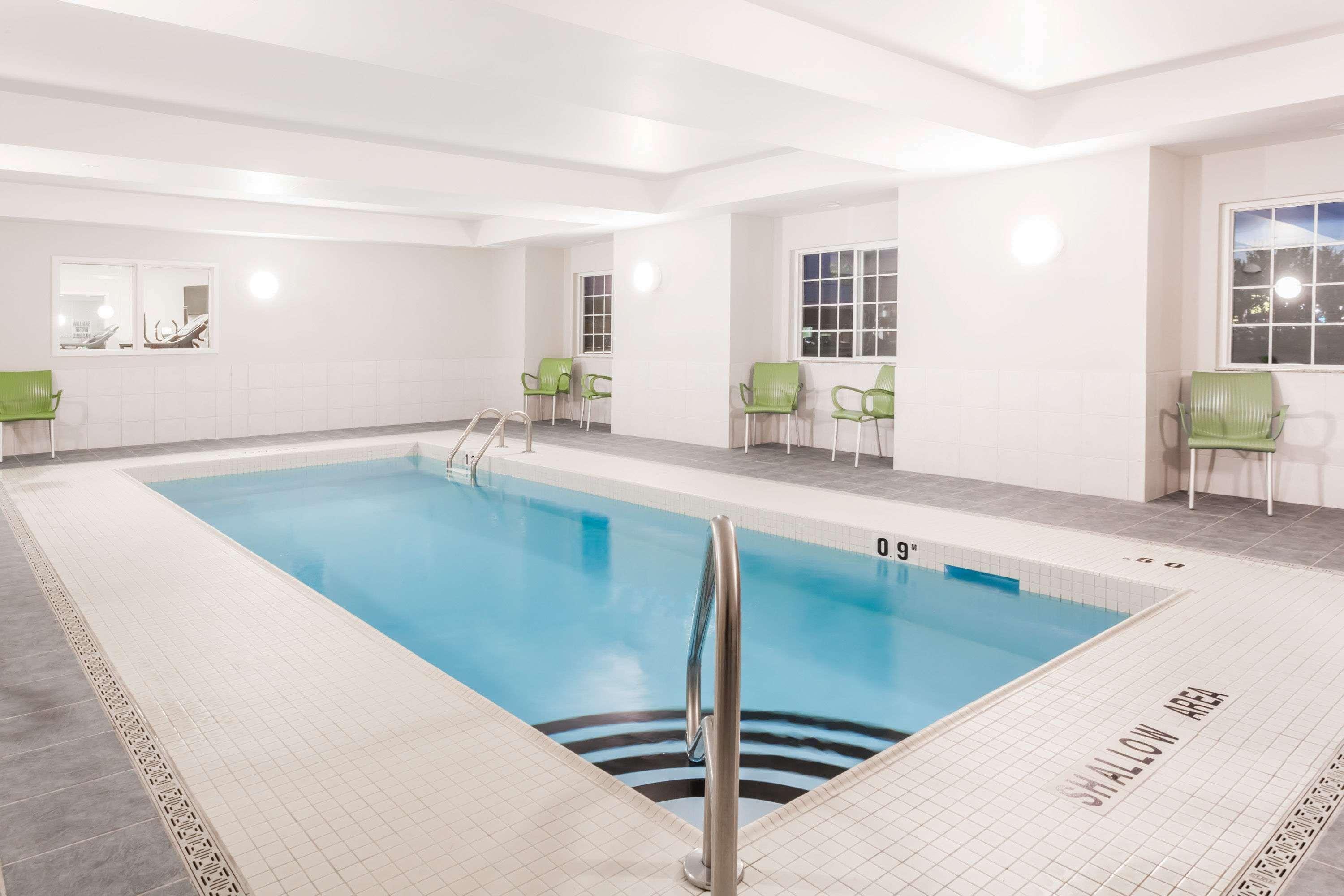 Microtel Inn & Suites Су-Сент-Марі Екстер'єр фото