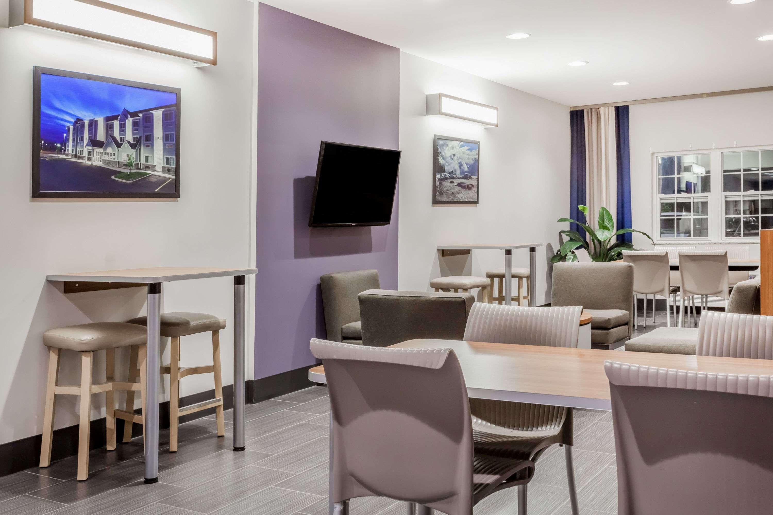 Microtel Inn & Suites Су-Сент-Марі Екстер'єр фото