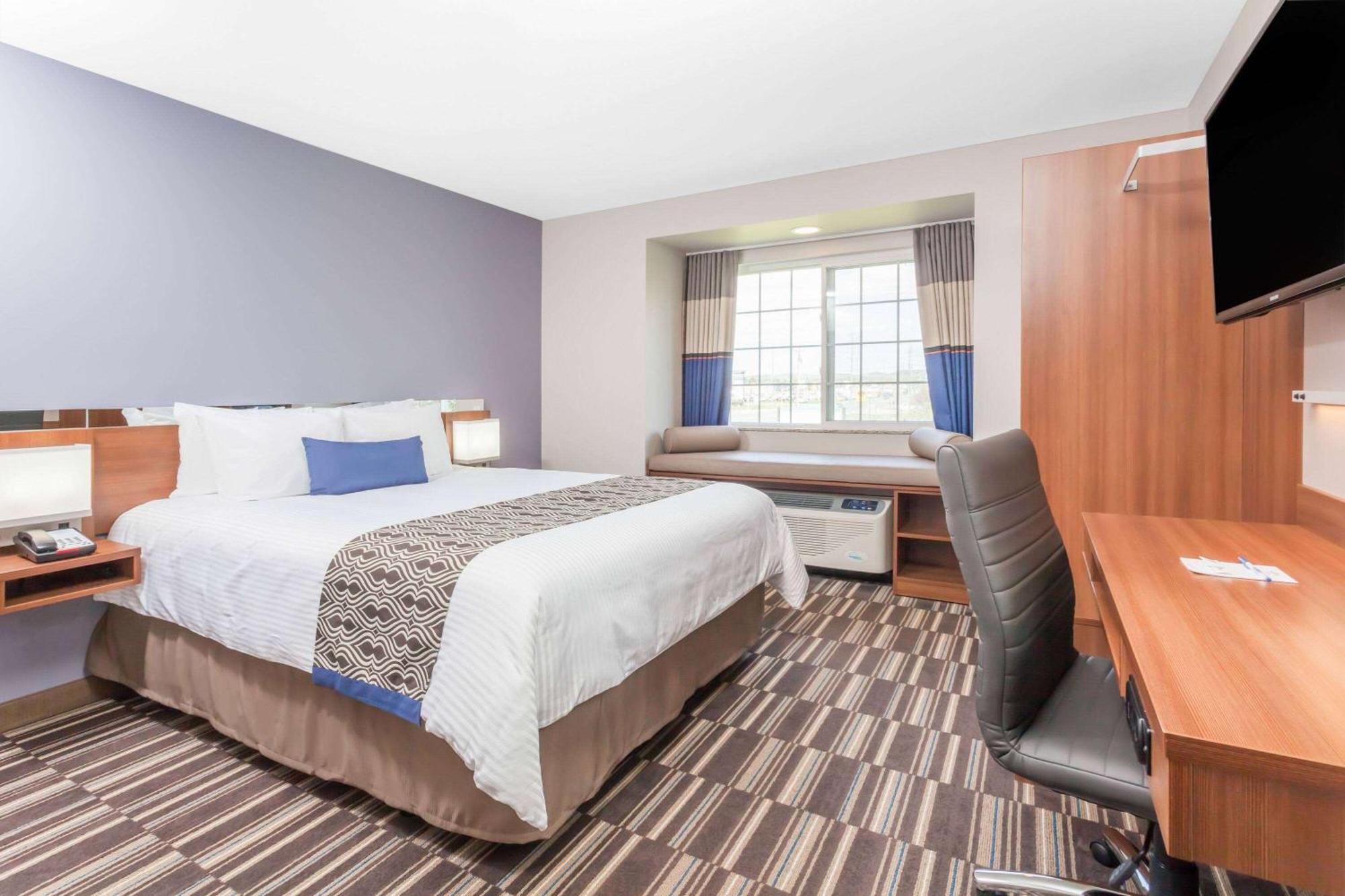 Microtel Inn & Suites Су-Сент-Марі Екстер'єр фото